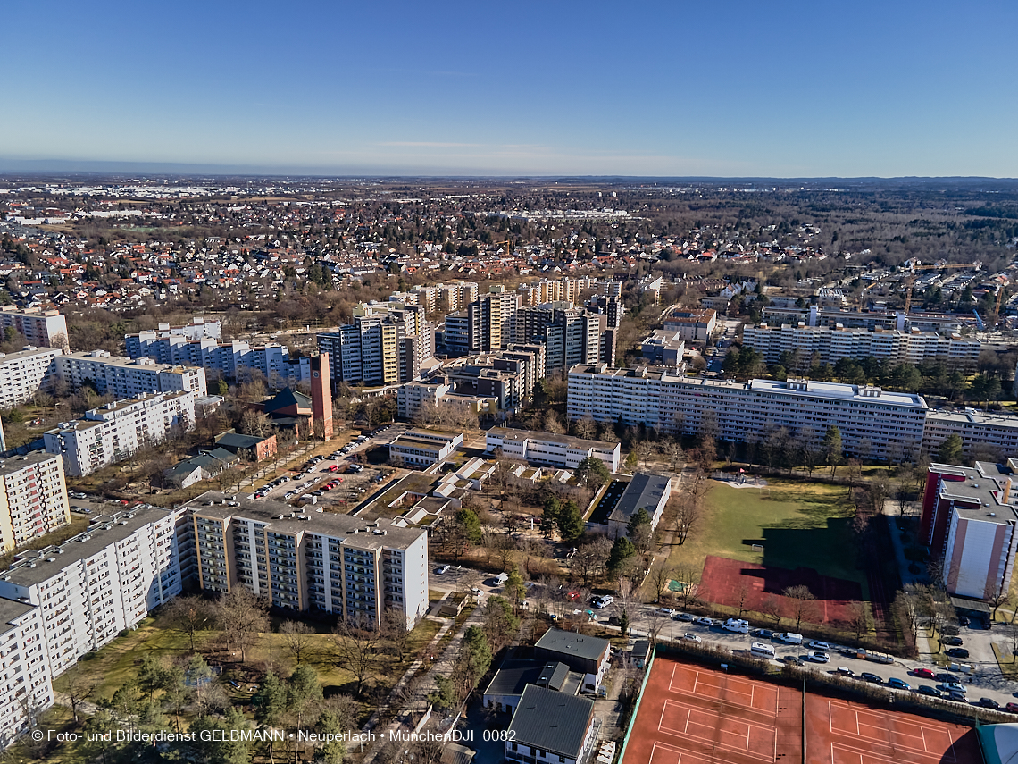 09.02.20222 - Marx-Zentrum und Umgebung in Neuperlach München 